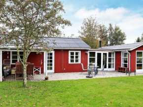 Quaint Holiday Home in Store Fuglede with Terrace